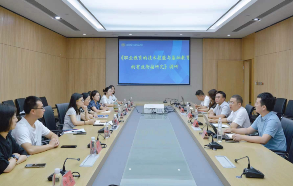 7月12日，四川矿产机电技师学院领导一行莅临参观调研